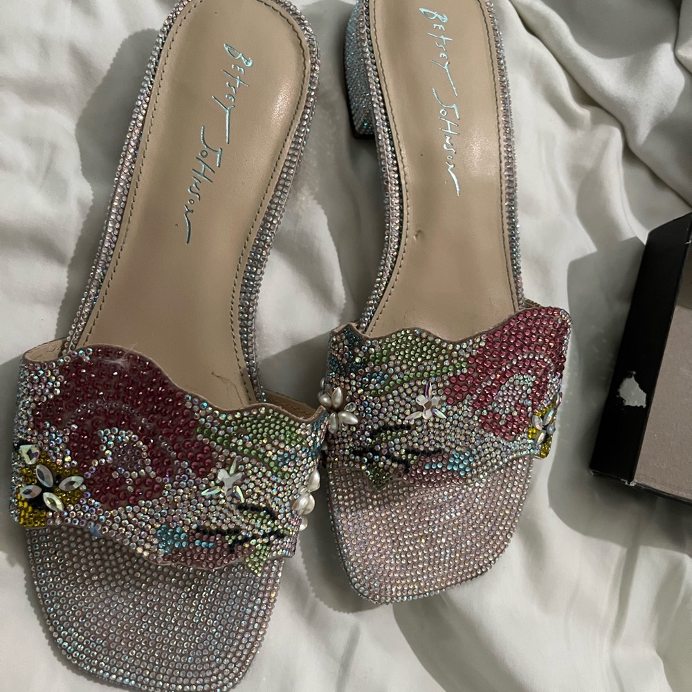 Betsey Johnson floral Rhinestone sandals